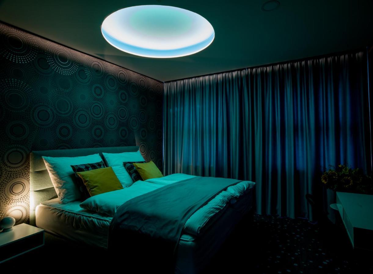 Rooftop Planet Otel 4*